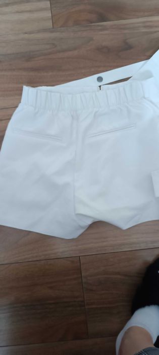 Spodenki Bershka rozmiar 38