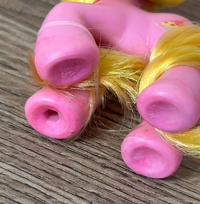 Cherry Berry z serii My Little Pony Friendship Is Magic