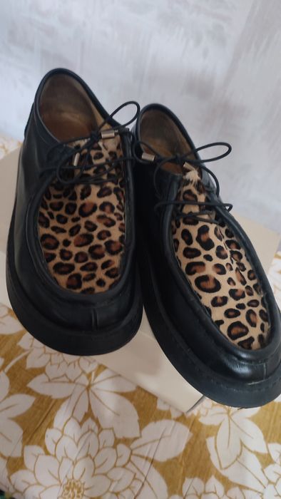 Кожані лофери в ідеальному стані