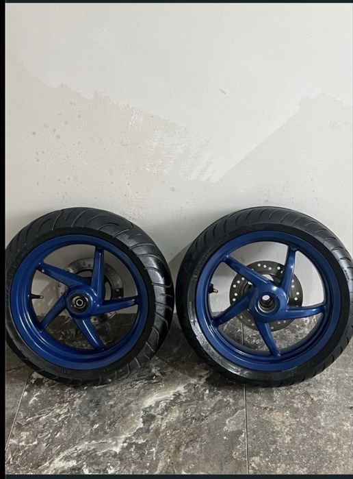 Продам колеса априлия rs50 ген2