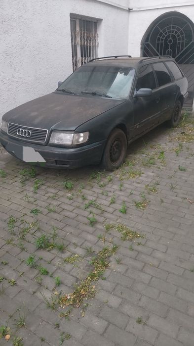 Ауді  а6с4 1992 рік на запчастини