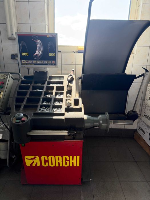 Wyważarka do kół Corghi