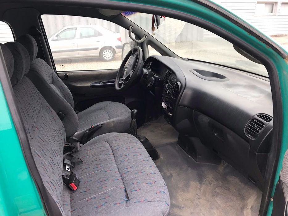 Hyundai H1 2.5 TD 9Lug 1999  - Para Peças