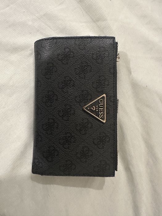Carteira guess como nova