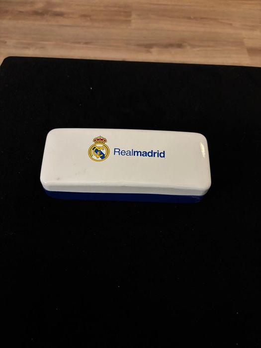 Okulary przeciwsłoneczne Real Madrid dla 6-8latka