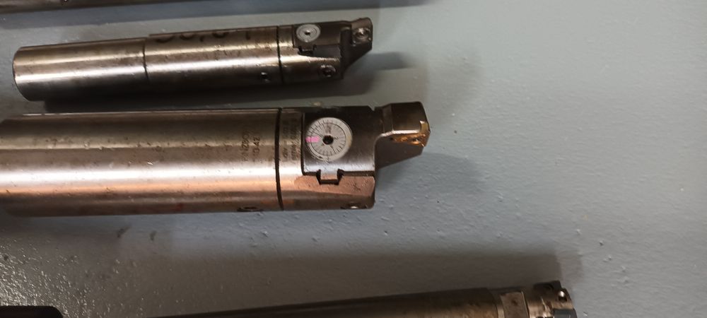 Ferramentas CNC usadas mas em bom estado