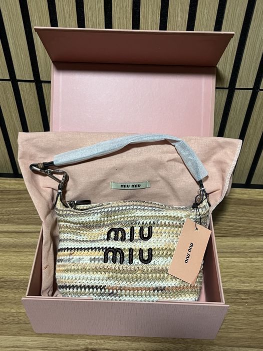 Стильна сумка miu miu