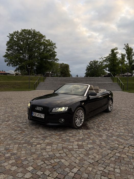 Zadbane Audi a5 cabrio