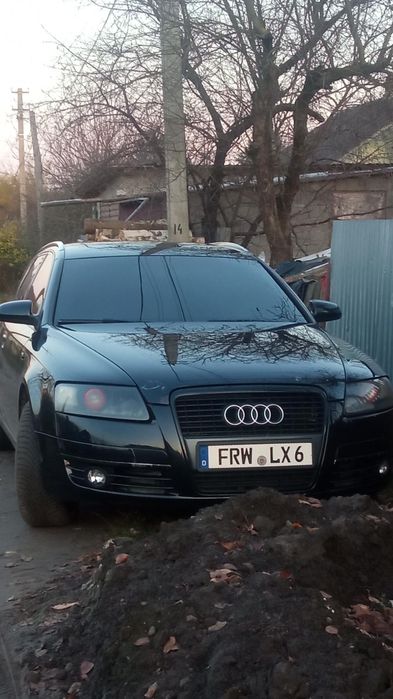Продам свою Улюбленицю, Ауді  3.0 кватро, Моршина зашита на 1 стейдж, їде на всі гроші, не димить, масла не бере, що на холодну що на гарячу з пів оберта запускається, цепків не чути, перебрана пневмо обслужена до зими, задні дві пневмо подушки нові, відреставрований компресор, комбіновий шкіряний салон, стоїть преміальна музика BOSE, всі підсвітки, рестова приборка та монітор.ТОРГ для реального покупця.