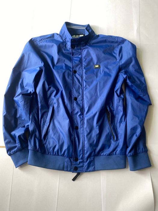 Вітровка weekend