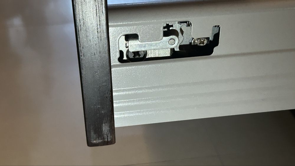 Komoda drewniana retro vintage zrobiona na zamowienie solidna