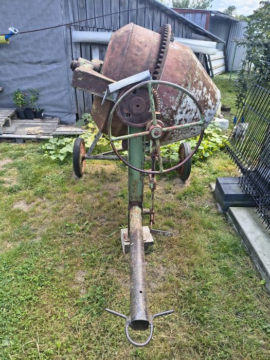 Sprzedam betoniarkę 150l