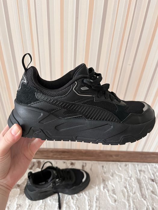 Кросівки жіночі Puma