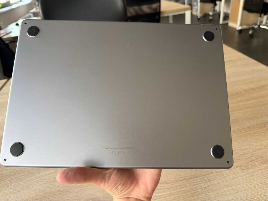 Macbook Air 15 M3 8/256