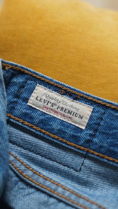 Jeansowa spódniczka Levi's
