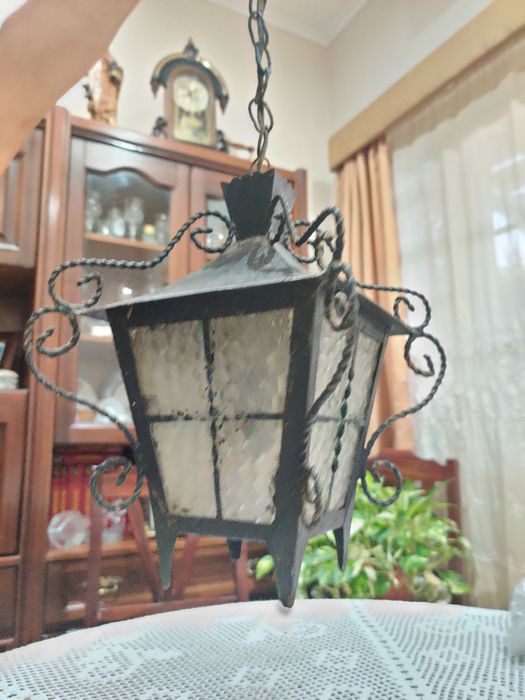 Candeeiro de ferro antigo vintage
