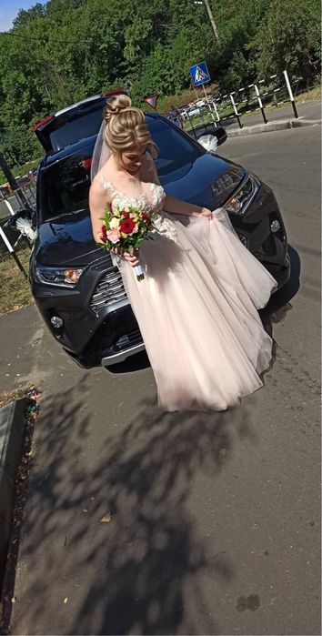 Весільна (вечірня) сукня