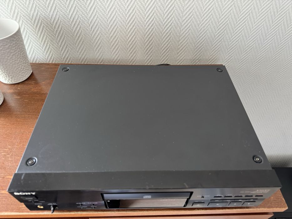 Odrwarzacz cd Sony CDP X202ES