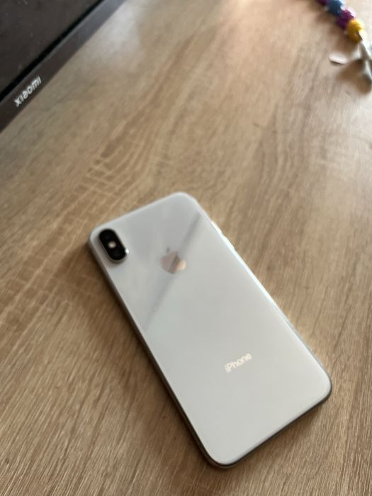 Продам айфон 10 Х с розбитим екраном