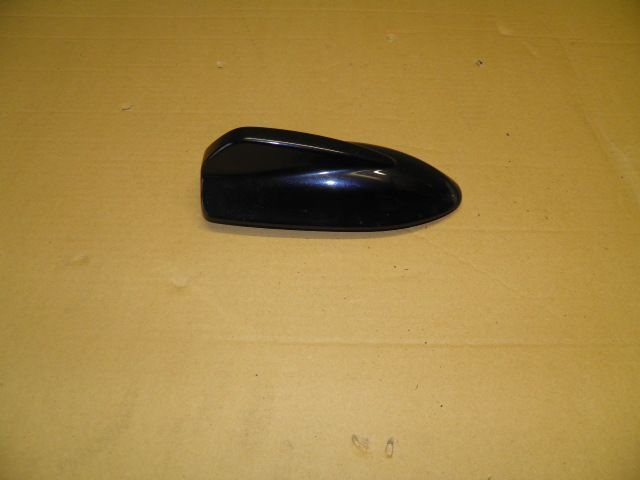 ANTENA DACHOWA VOLVO V70 XC70 31210327