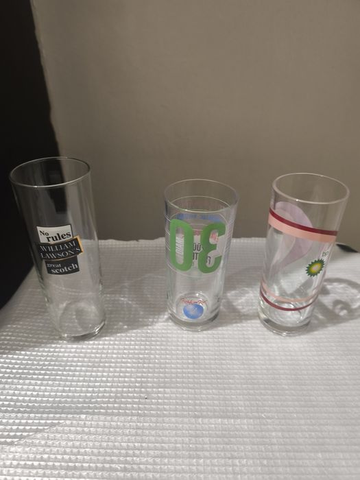 Varios Copos de Marca