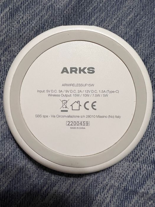 Ładowarka indukcyjna Arks