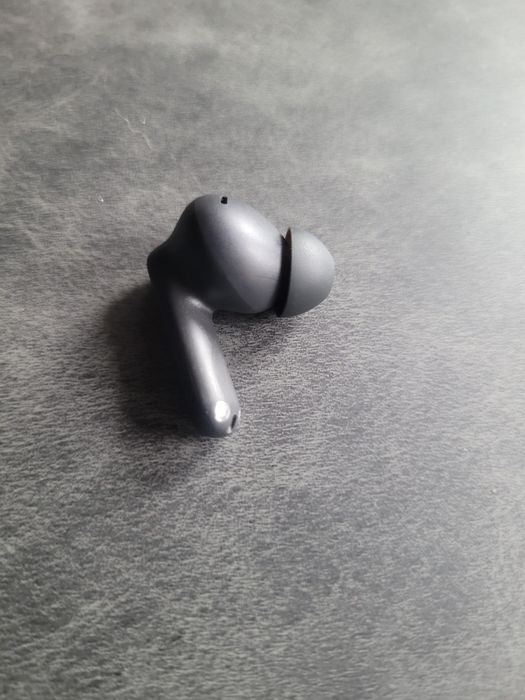 Lewa słuchawka OPPO Enco Buds3 Pro