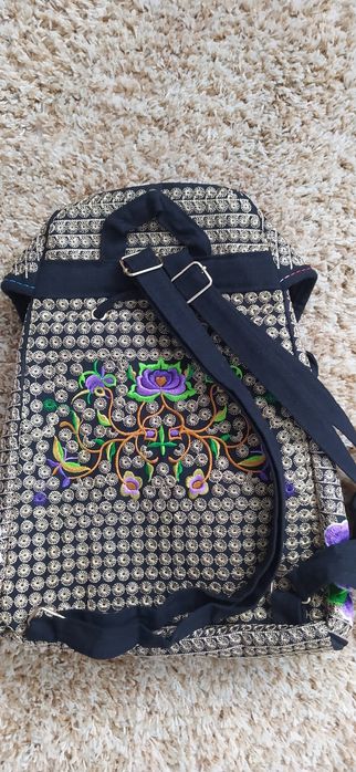 Продам рюкзак вишитий