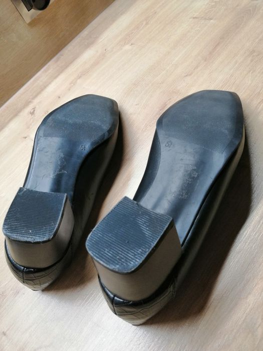 Buty damskie czarne 39 obcas 4cm bonne forme