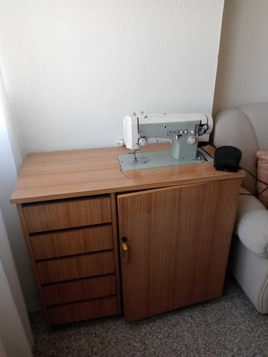 Singer Sewing Machine