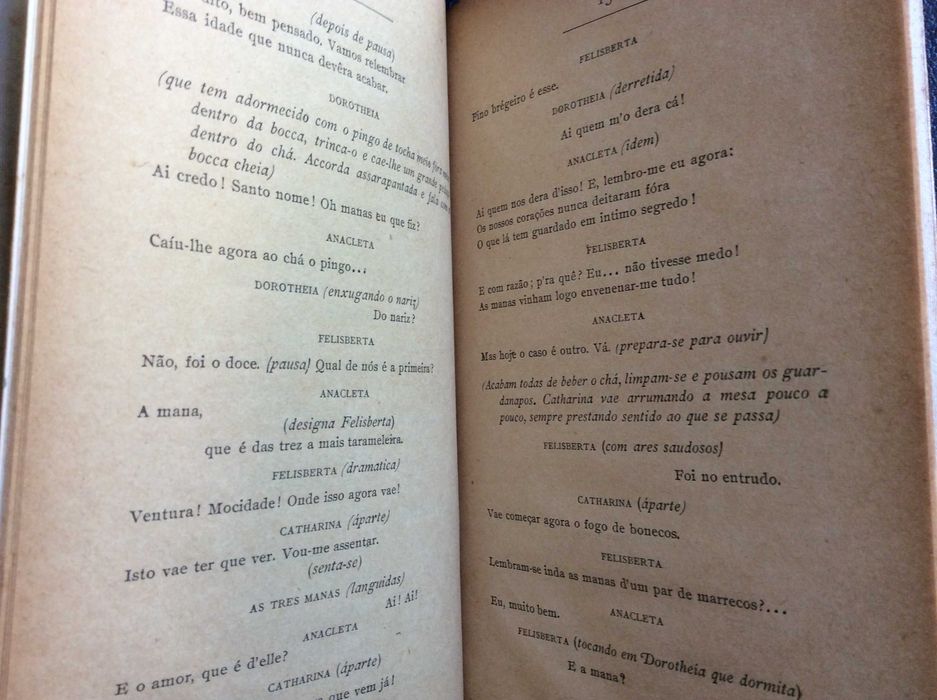 0 Chá das Amaraes. 1.ª edição. Peça em um acto, em verso...1903. Raro