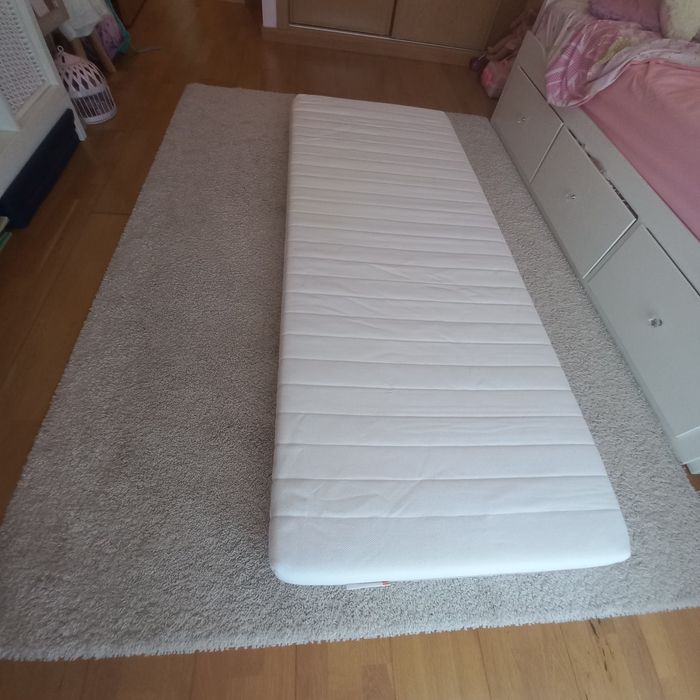 IKEA Memory Foam Mattress – Lightly Used64564199518722122
