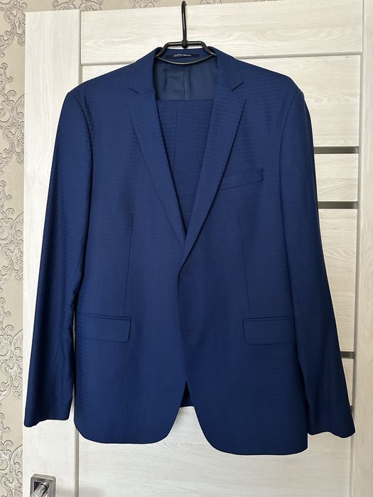 Чоловічий костюм