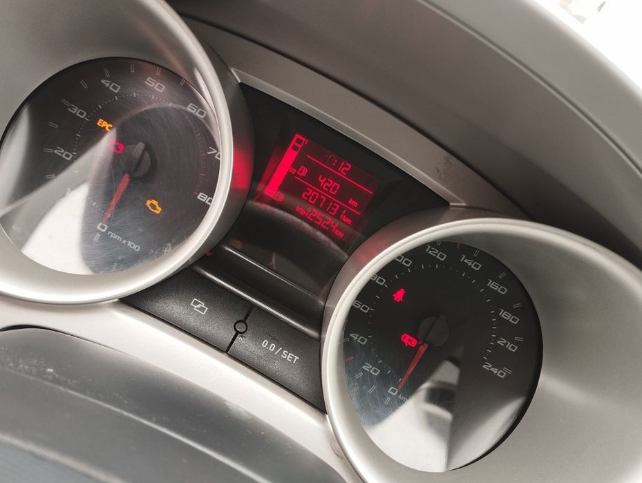 Seat Ibiza 2009 1.6 105km