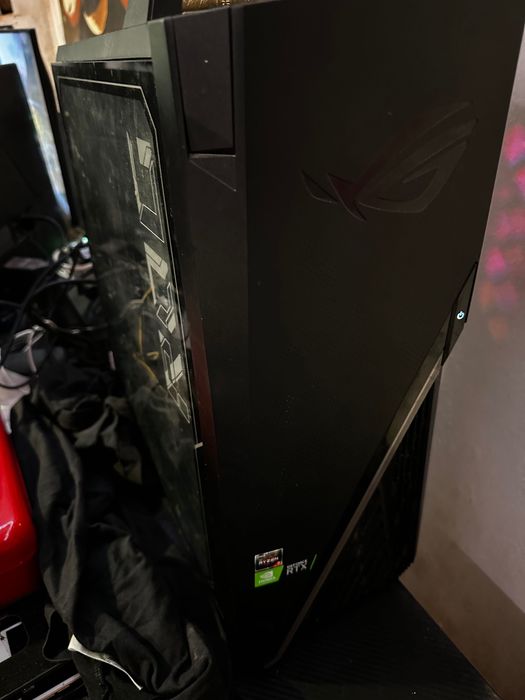 Pc gaming Rtx 4060 i7 13700 +2 monitores