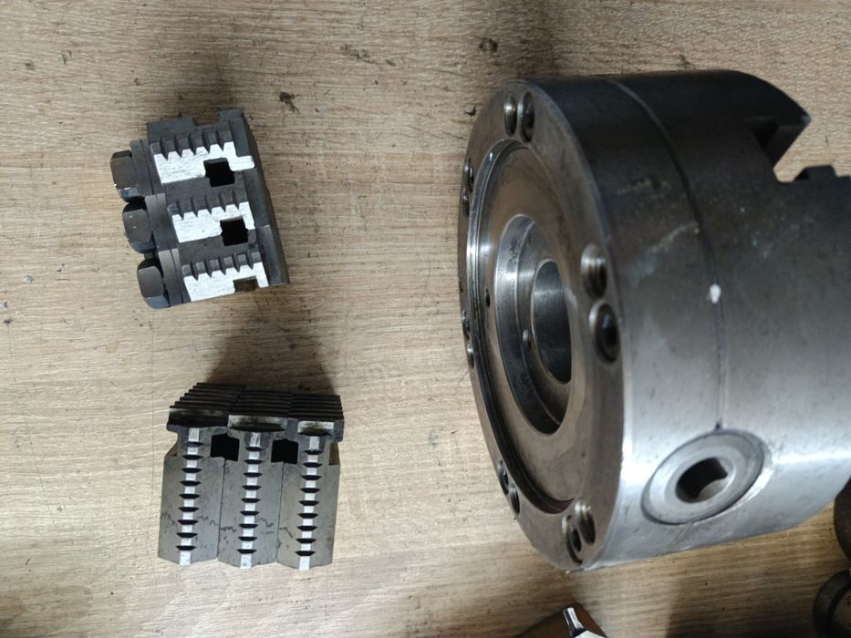 Szczęki do uchwytu 160 skok 8 szer 20mm