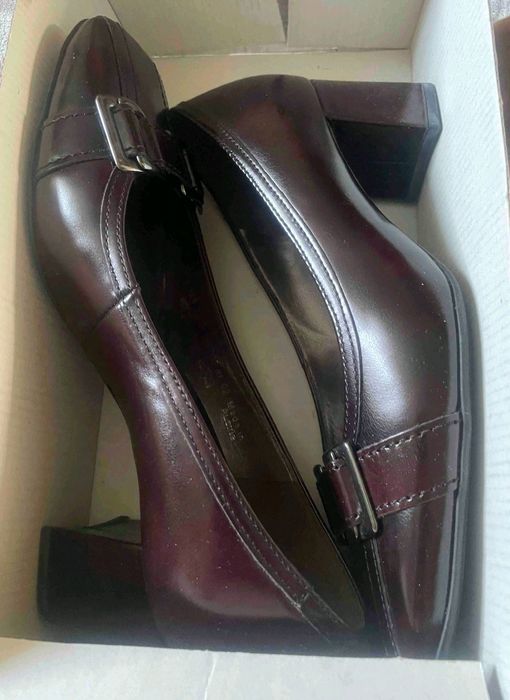 Продам жіночі туфлі Gabor