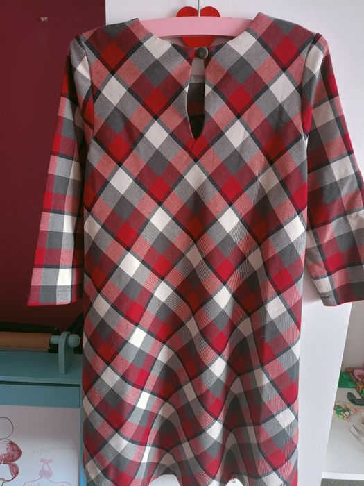 Sukienka w kratkę Minimi