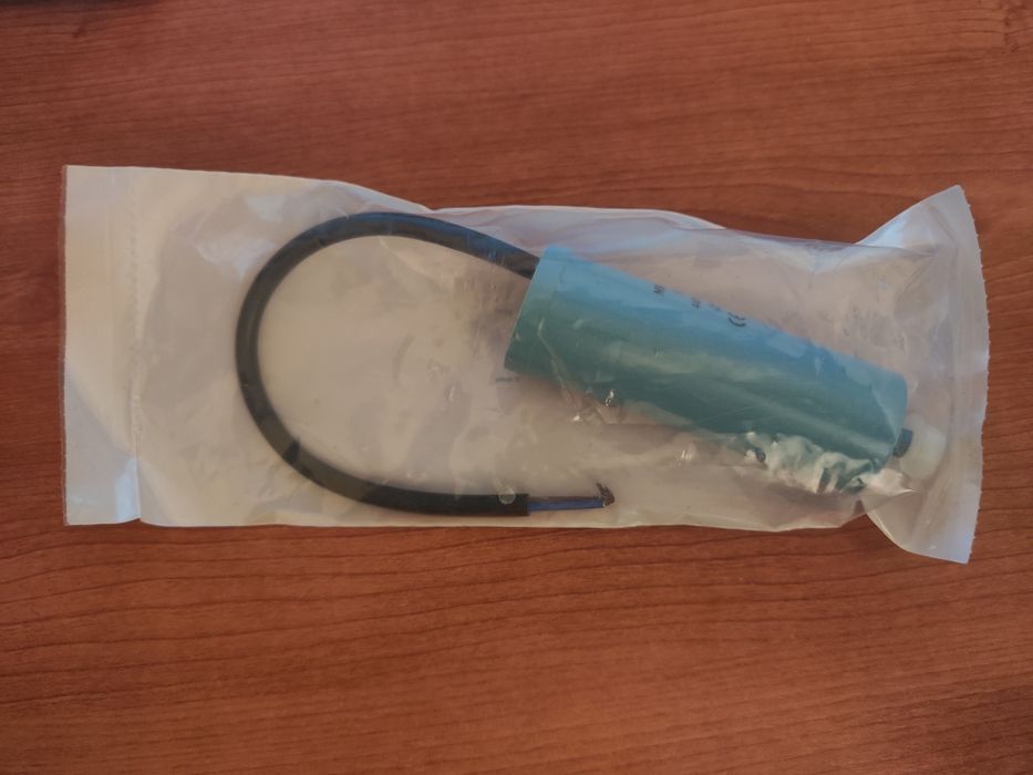 Condensador 10uF 440v Ac (duas unidades)