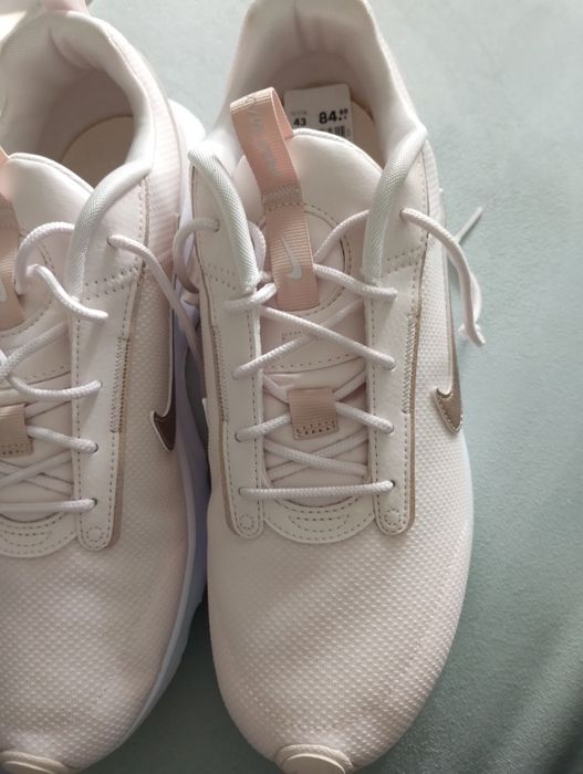 Sprzedam buty Nike nowe 43
