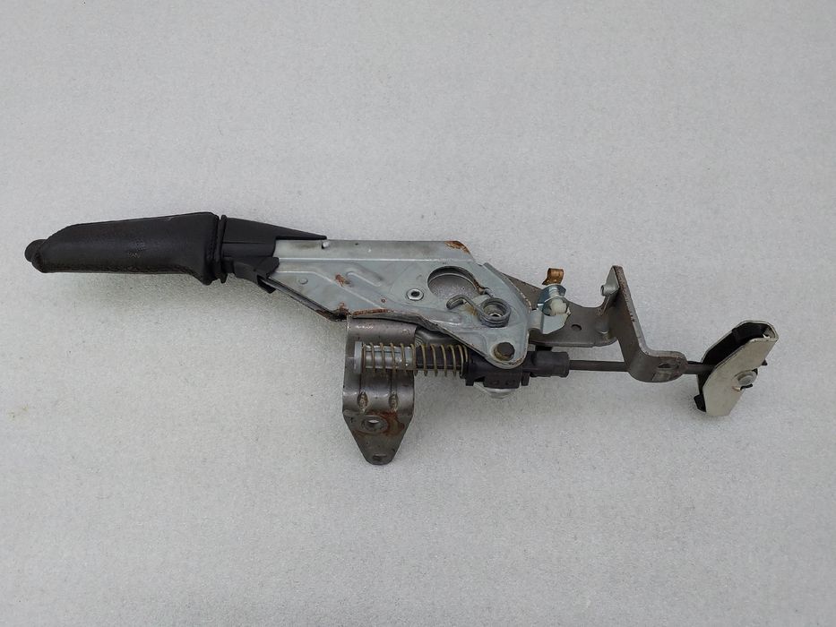 Travão de mão / parque BMW 1 (E81)