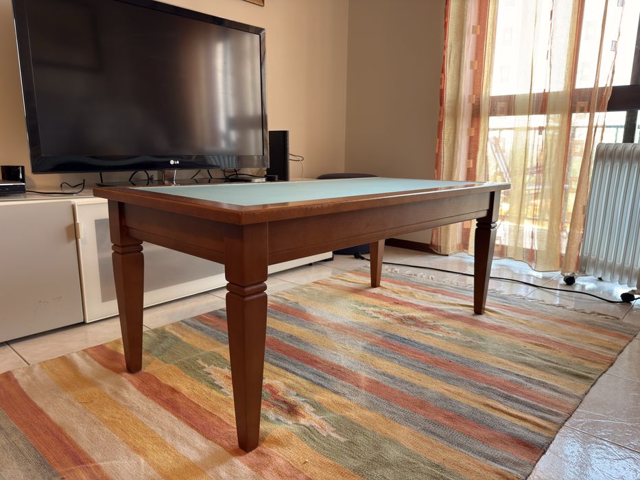 Mesa de Centro em Madeira e Vidro Fosco