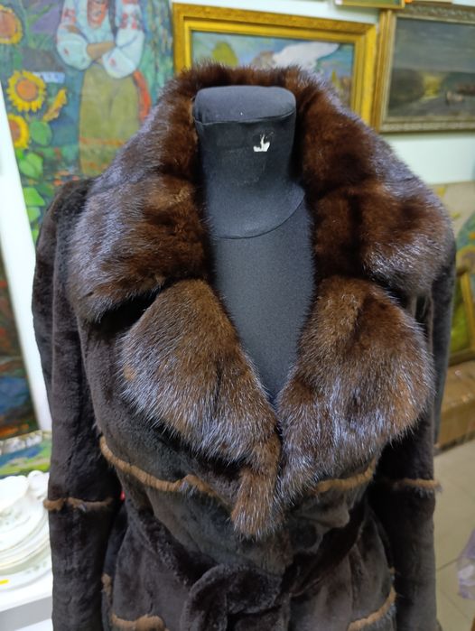 Шуба зі стриженого бобра,з норкою