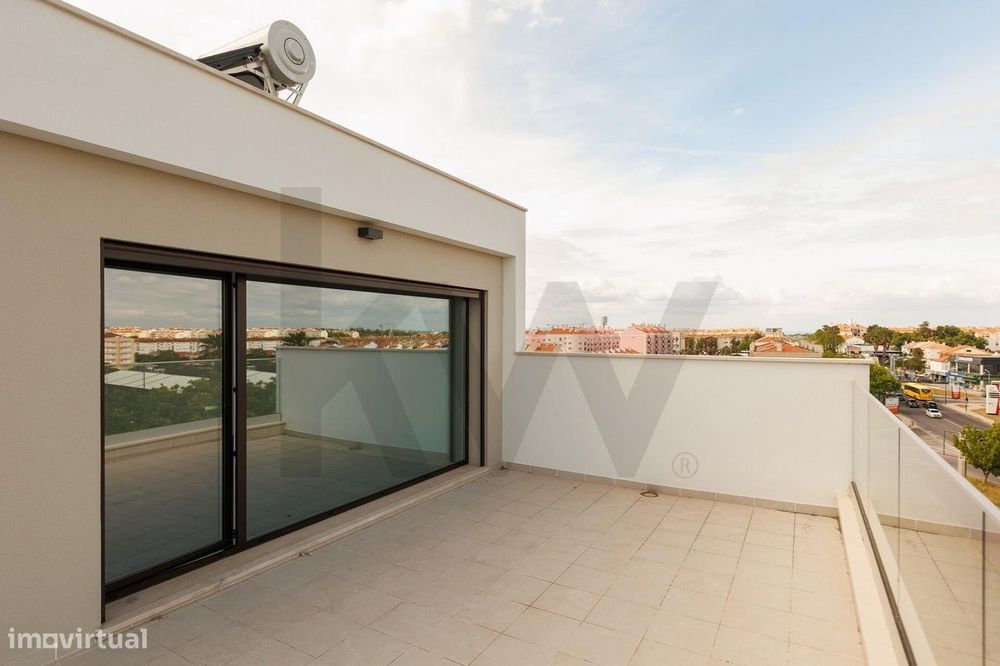PENTHOUSE (T5) com Garagem – 695.000€