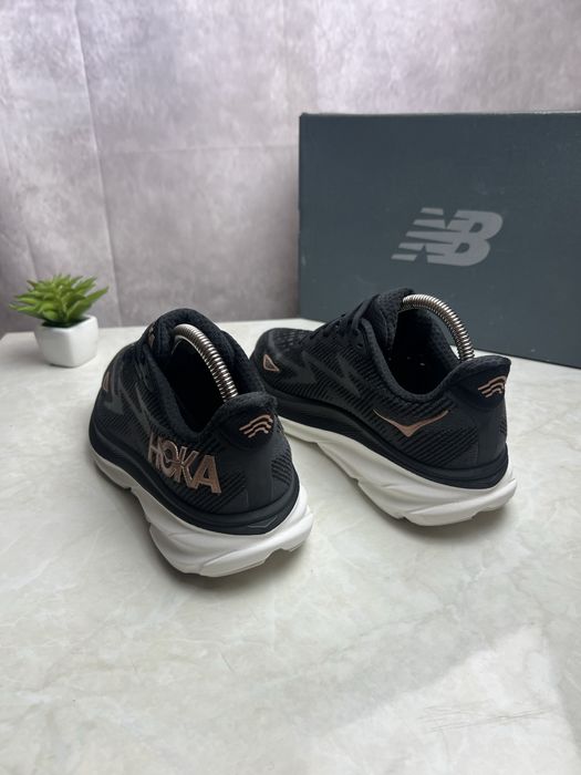 Кросівки Hoka Clifton 9 Розмір 38.5 Original Взуття
