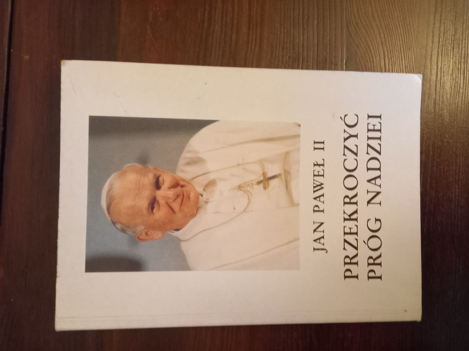 Jan Paweł II, Przekroczyć próg nadziei