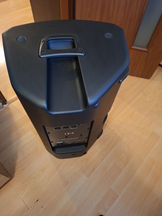 Kolumna aktywna Turbosound ix 15