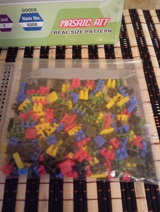 Детская настольная игра. Конструктор.