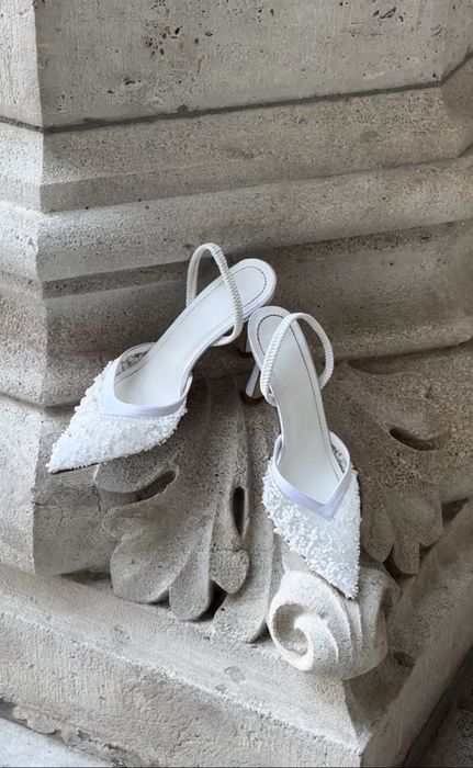 Підбори білі в стилі Zara