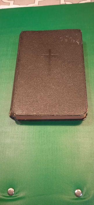 stary niemiecki modlitewnik z czasów wojny